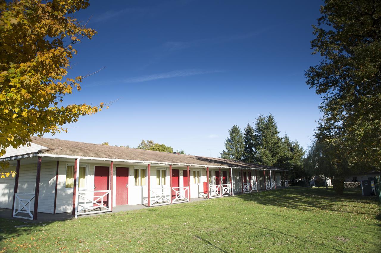 Mape Hotel Dampierre-en-Burly Exterior photo